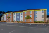 Comfort Inn & Suites - Gym