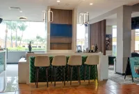 Holiday Inn LA PIEDAD by IHG - С баром