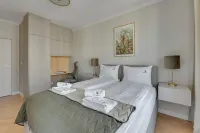 Lion Apartments - Plac Unii Gdynia Central - 4-Star