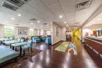 Hampton Inn Front Royal Hotels in Warren County