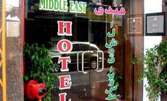 OYO 353 Middle East Hotel