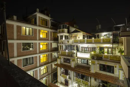 Kathmandu Boutique Hotel Отели рядом с достопримечательностью «Trailokya Mohan Narayan Temple»