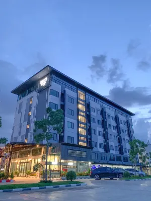 Mtrio Hotel Korat - 3 stjerner