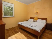 Lavendel Hotels in Dobrinj