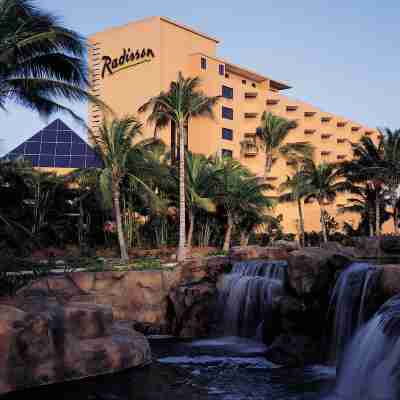 Hilton Aruba Caribbean Resort & Casino Hotel Exterior