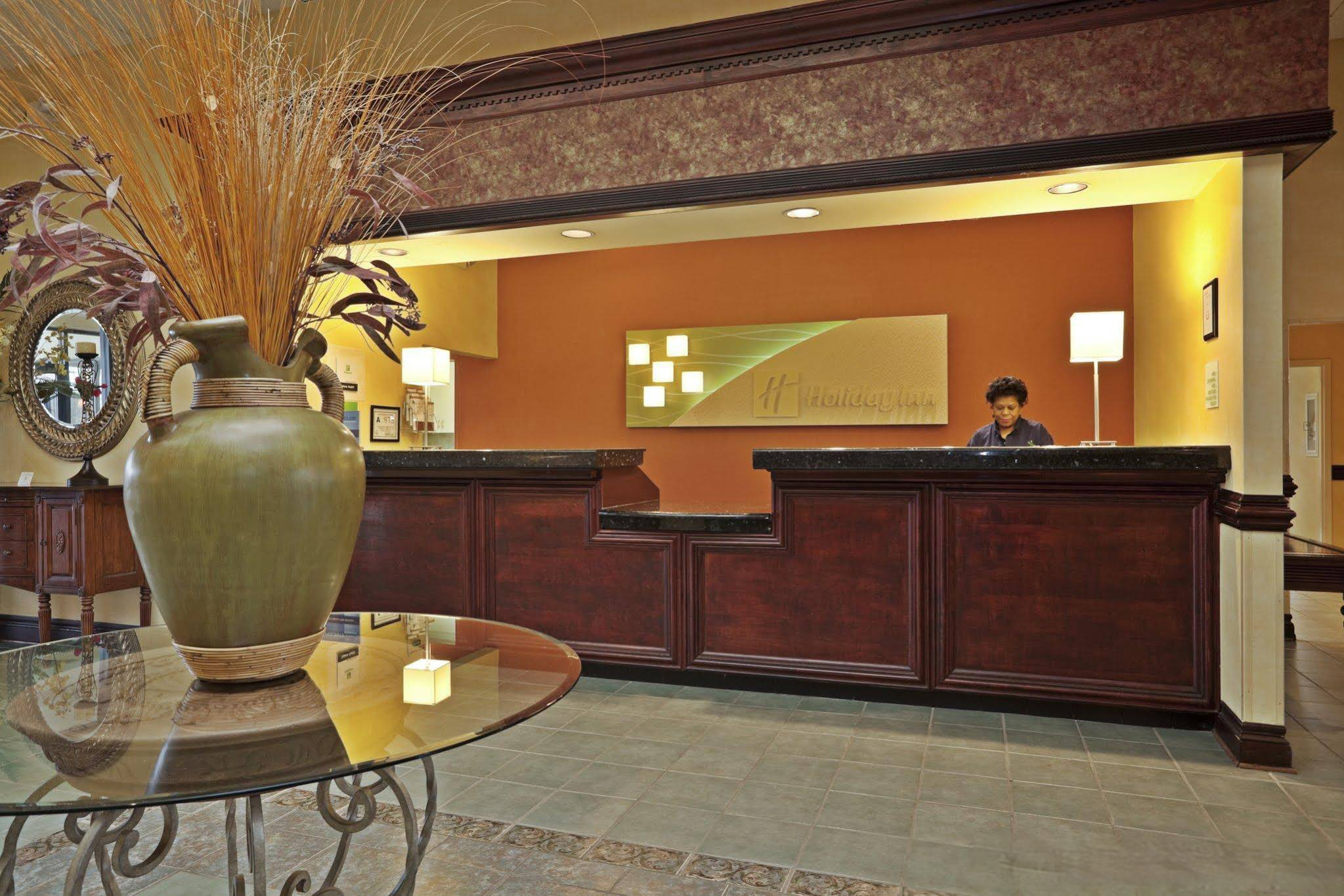 Holiday Inn Lumberton, an Ihg Hotel