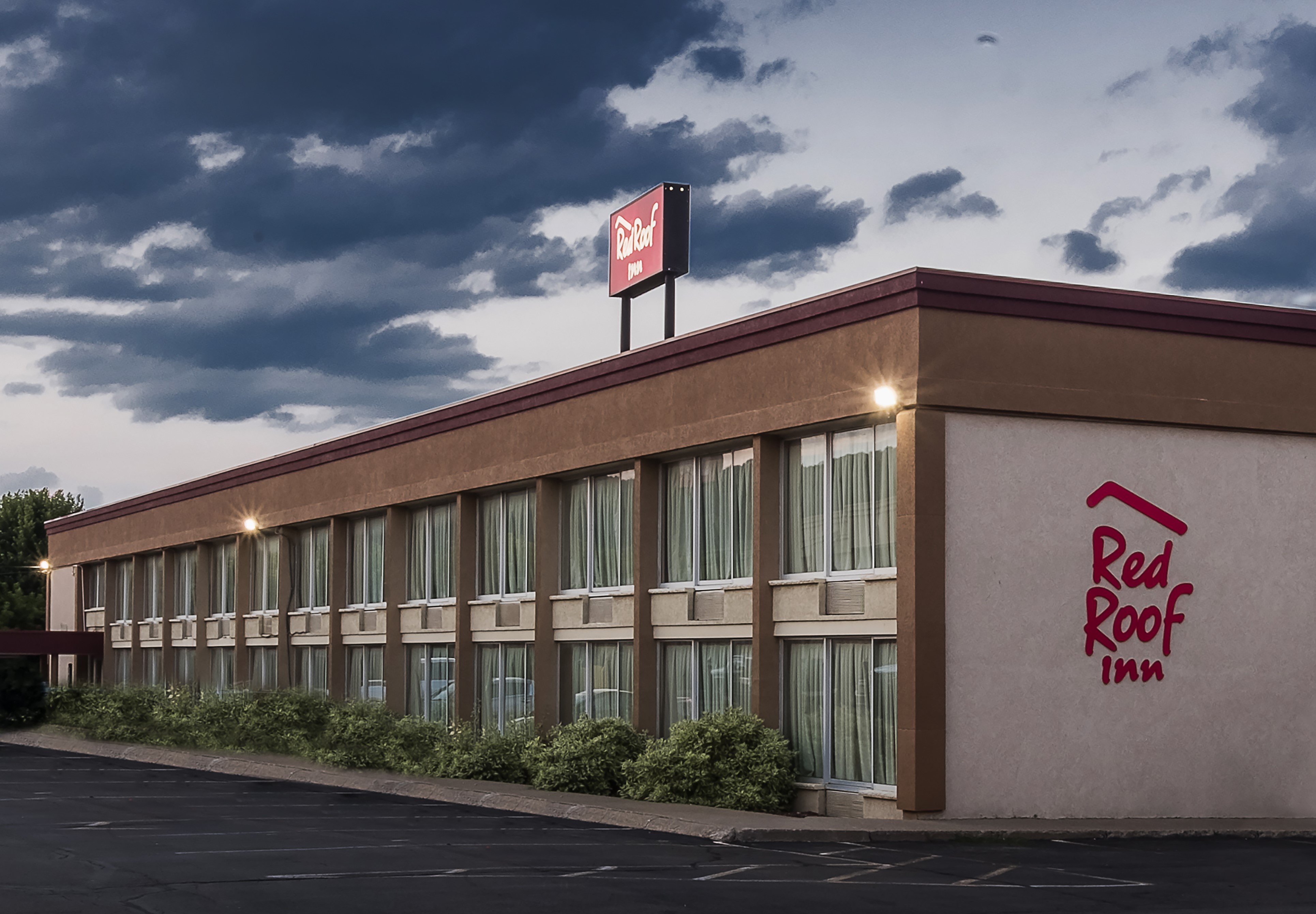 Red Roof Inn Cortland