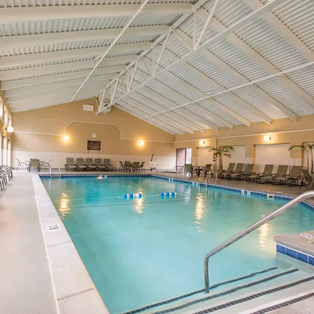 DoubleTree by Hilton Hotel Grand Rapids Airport