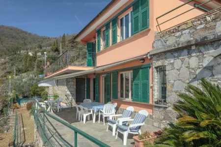 Villa with Pool in Recco Cinque Terr
