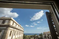 Residence Torremuzza - Charming House in the Heart of Palermo with Lovely View