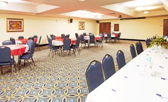Holiday Inn Express & Suites Douglas