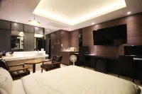 Daegu North Bus Station Oneul Hotel Hotels in Тегу