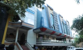 Hotel Selvies - Housity