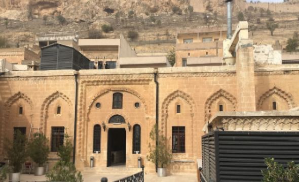 4. 마르딘 오스만르..