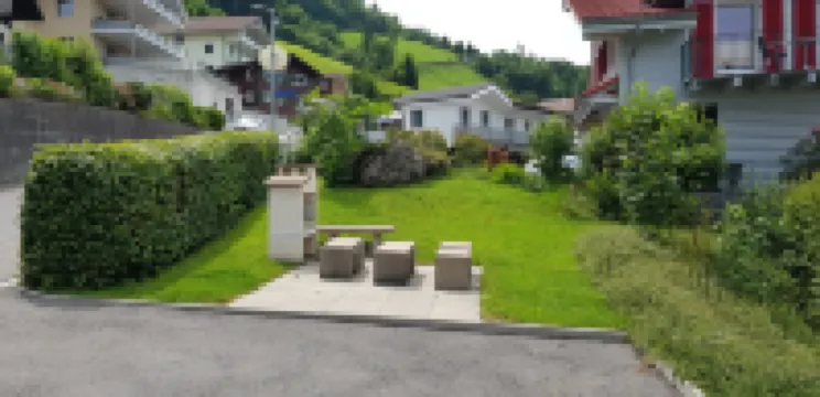 Two-Bedroom Apartment for 4-5 Guests with Lake and Mountain Views