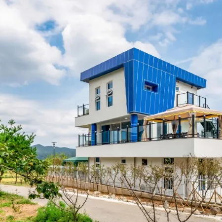 Hwasun the Holiday Castle Pension