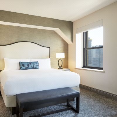 Premium Room InterContinental Chicago Magnificent Mile, an IHG Hotel Promo Code