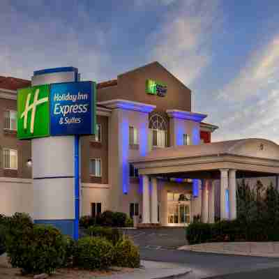 Holiday Inn Express & Suites Reno Airport Hotel Exterior