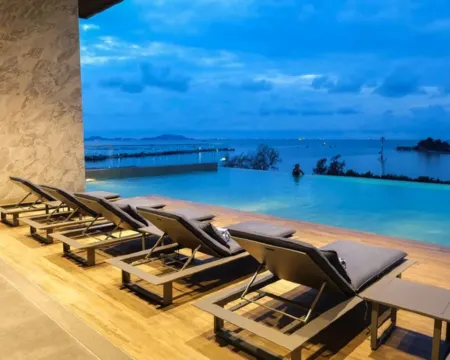 Oakwood Hotel & Residence Sri Racha Hotels in Si Racha
