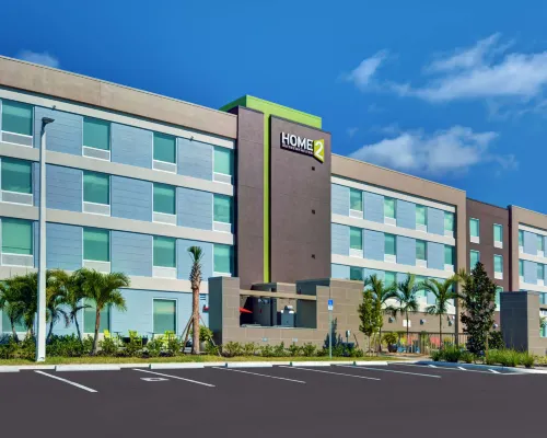 Home2 Suites by Hilton Fort Myers Colonial Blvd Hotels near List Distillery