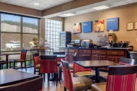 Comfort Inn & Suites - breakfast