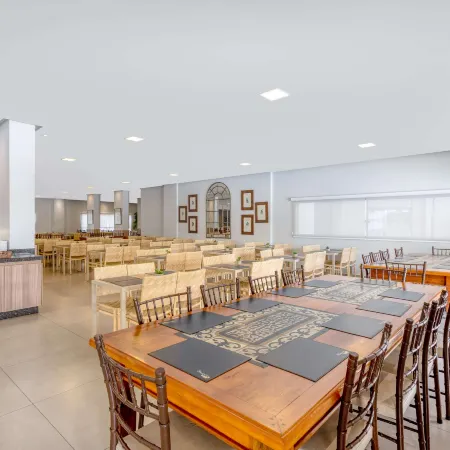 Wyndham Olimpia Royal Hotels