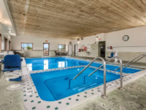 Quality Inn Hotels in Clare