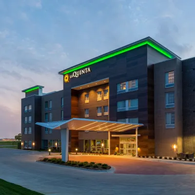 La Quinta by Wyndham Altoona des Moines Hotels near Adventureland