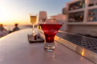 Athina Luxury Suites - bar