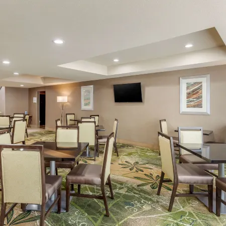 Quality Suites Sherman