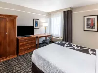 La Quinta Inn by Wyndham San Antonio Brooks City Base Hotels near Pickwell Park