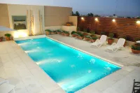 Howard Johnson Villa María Hotel y Casino - piscina