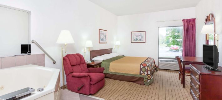 Super 8 by Wyndham Conway Hotels in Faulkner County