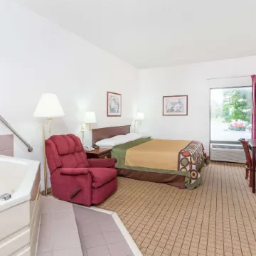 Super 8 by Wyndham Conway