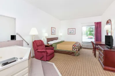 Super 8 by Wyndham Conway Hotels in Conway