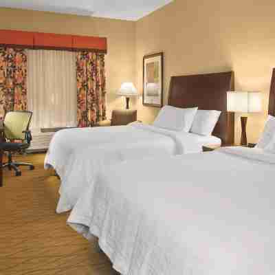 Hilton Garden Inn Akron Rooms