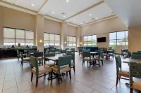 Comfort Suites - breakfast