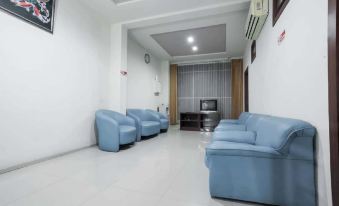 RedDoorz @ Panglima Sudirman