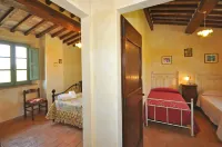 Castelmuzio by PosarelliVillas - Homestays