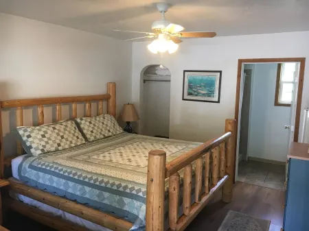 Dunsmuir Lodge