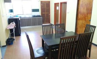 Sri Sembulan Guesthouse