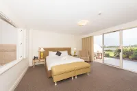 Harrington River Lodge Hotels in Harrington