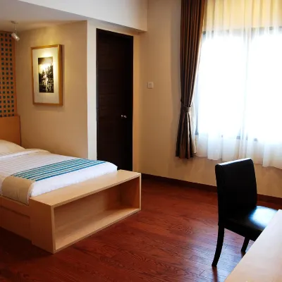 Jiwa Jawa Residence Semarang Hotels near Grand Panorama