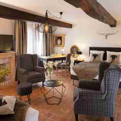 Contact Hôtels Le Savigny & Spa Rooms