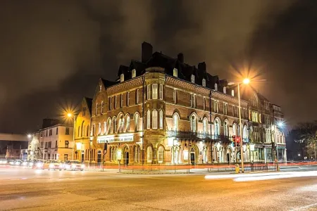 The Duke of Edinburgh Hotel & Bar