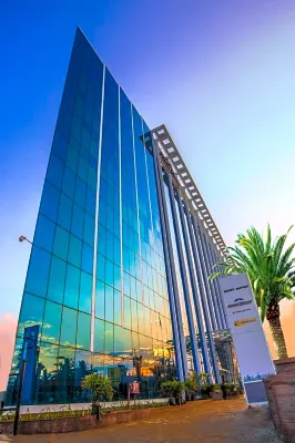 Howard Johnson by Wyndham Bengaluru Hebbal - 4 ดาว