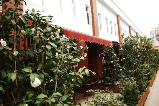 The Royal Garden Hotel Guangzhou Отели рядом с достопримечательностью «TIT Creative Park»