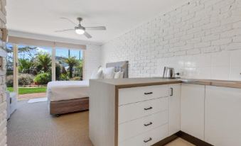 Lakeside Holiday Apartments Merimbula