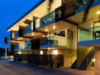 The Dolphin Apartments Hotels in Apollo Bay