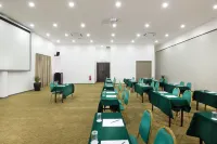 에리야 바이 수리아 핫 스프링 벤통